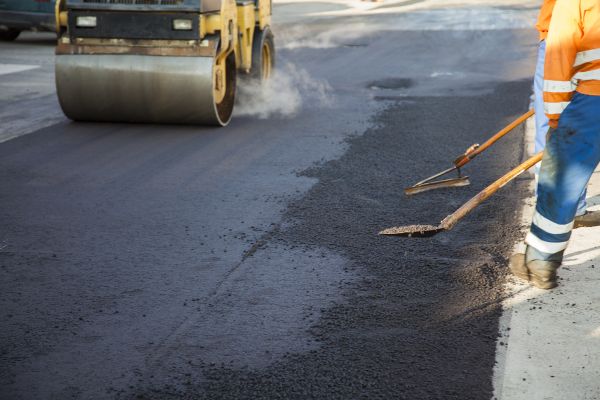 Asphalt Road Repair in Navarre