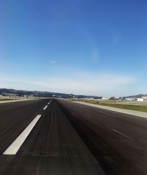 Airport Paving in Navarre