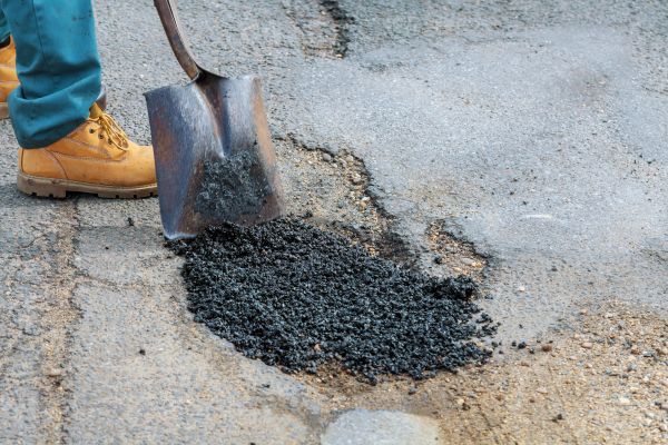 Potholes Repair in Navarre